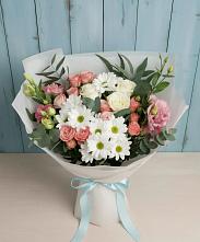 Букет цветов из:  Розы, Лизиантусы и Хризантемы в Родыках