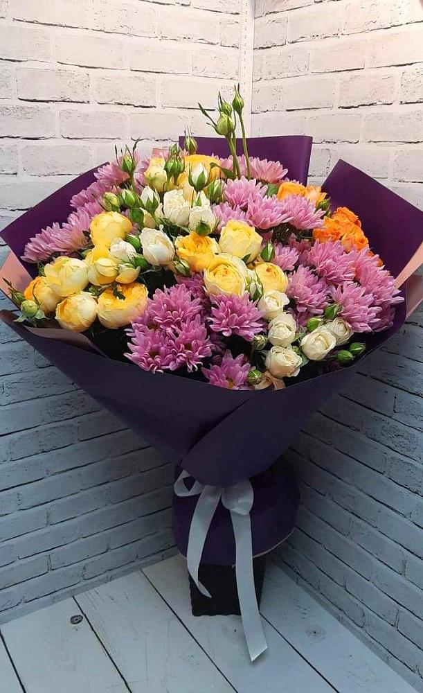 Букет цветов из: Хризантемы и Розы в Родыках
