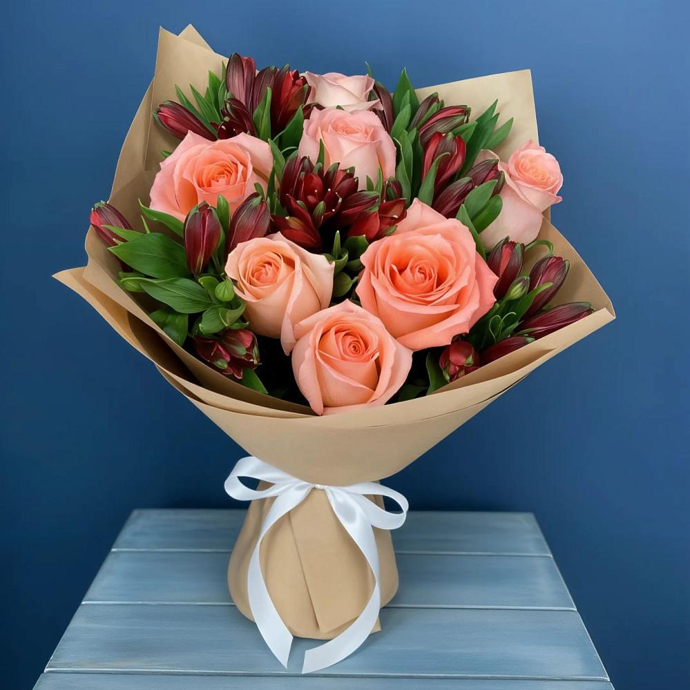 Букет цветов из: Розы и Альстромерии в Родыках