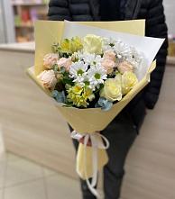 Букет цветов из:  Альстромерии, Розы и Хризантемы в Родыках