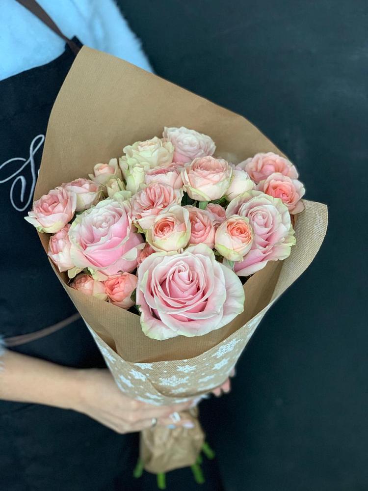 Букет цветов из: Хризантемы и Розы в Родыках