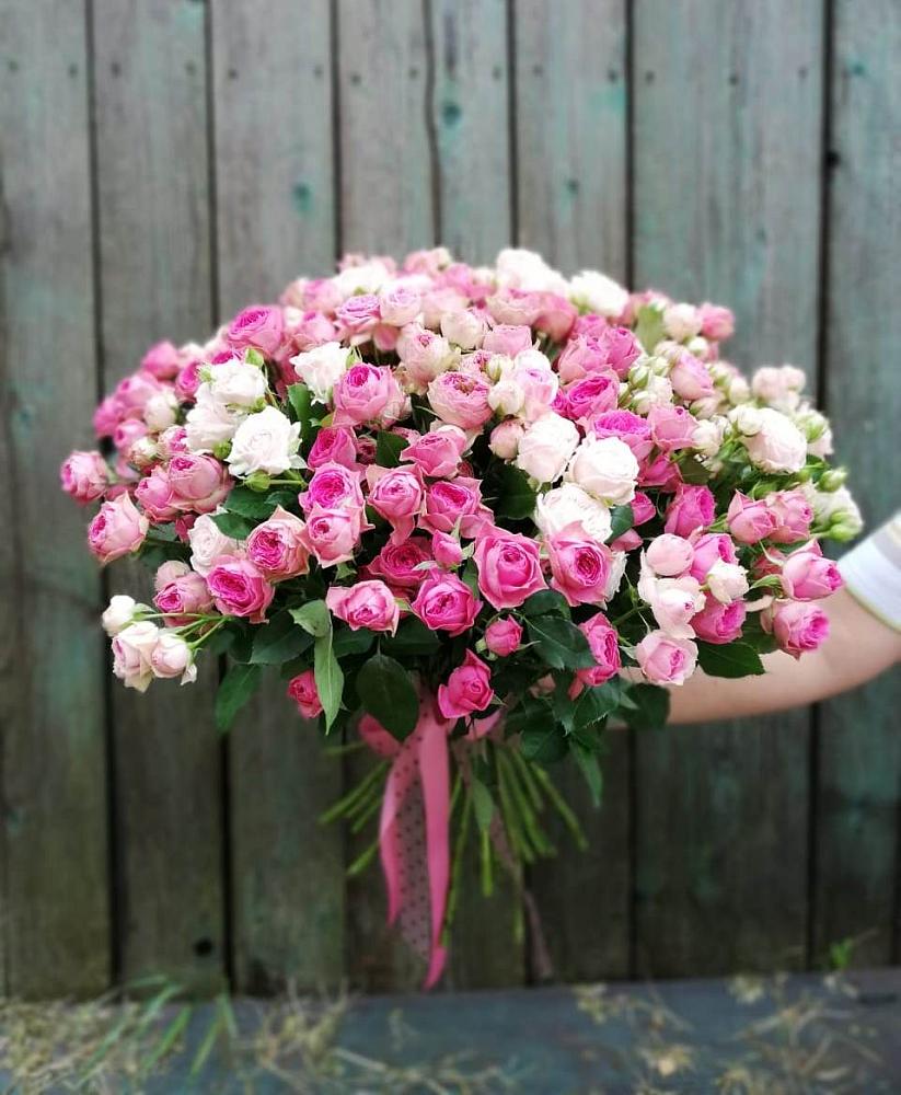 Букет Розовые кустовые розы Натали и Лав Лидия в Родыках