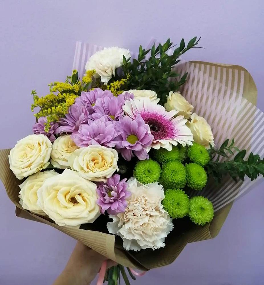 Букет цветов из: Хризантемы, Розы, Гвоздики и Герберы в Родыках