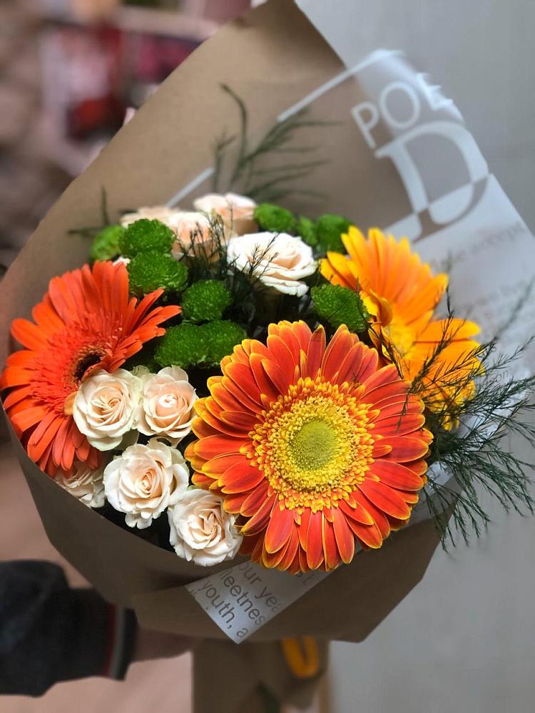 Букет цветов из: Герберы, Хризантемы и Розы в Родыках